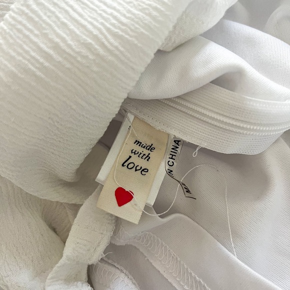 Tea & Cup White Floral Lace Halter Neck Romper Size Small - Picture 9 of 15